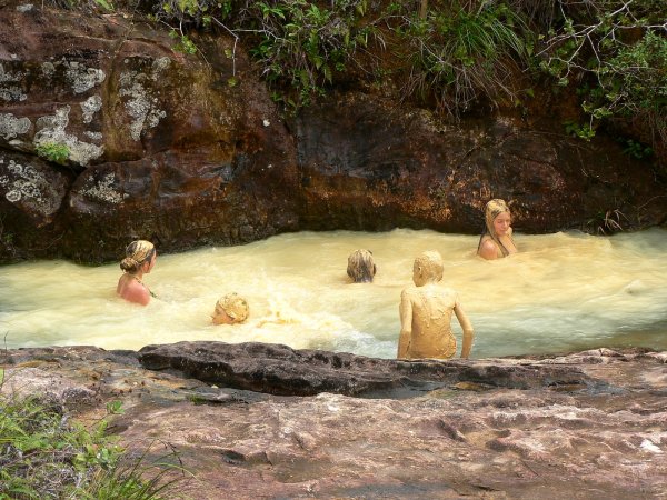 97- Bain pour enlever la couche d'argile 